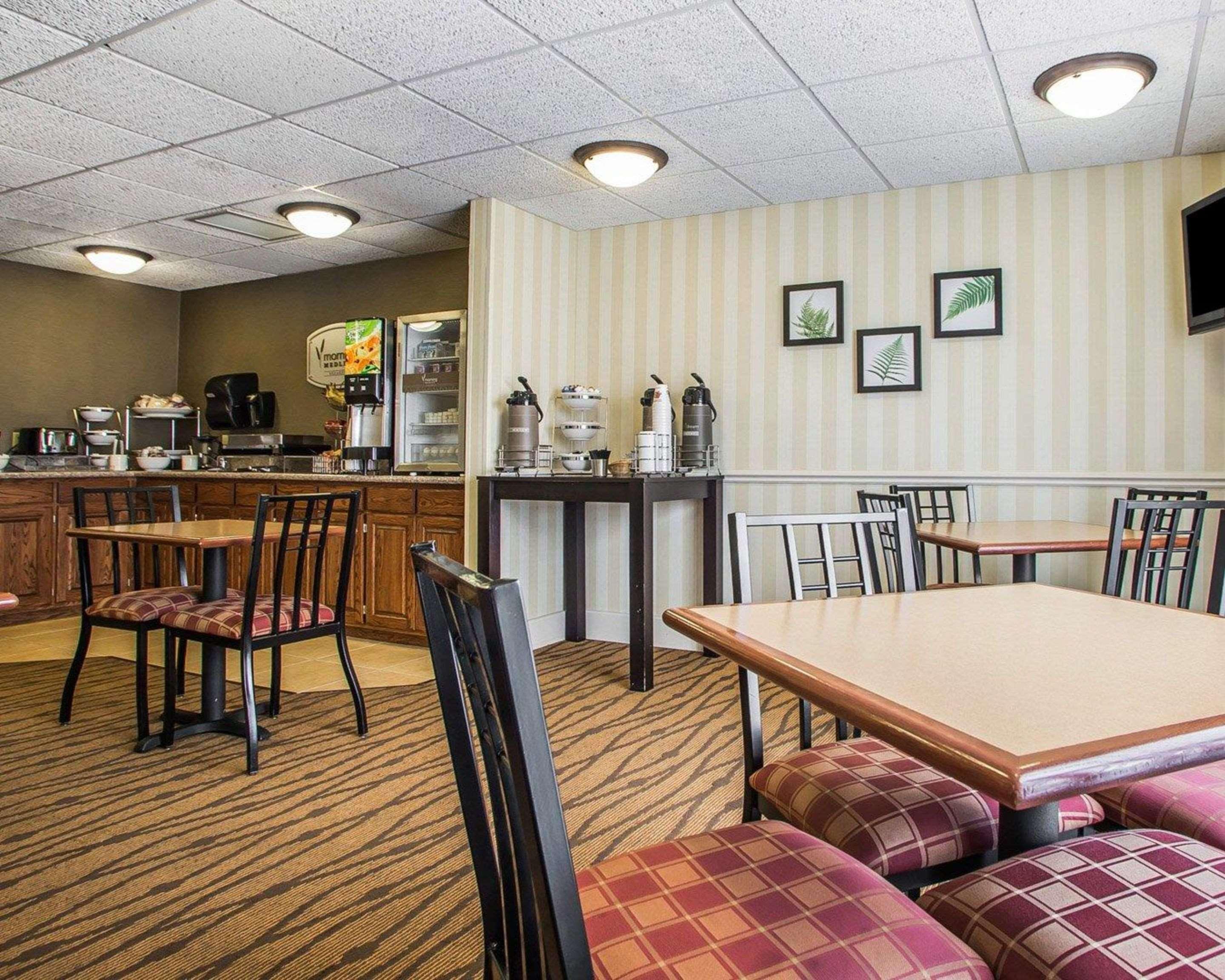 Sleep Inn & Suites Wisconsin Rapids Exterior foto
